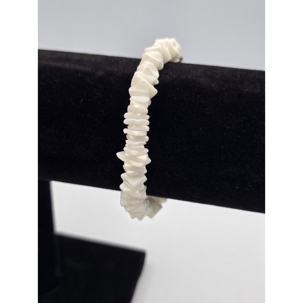 Vintage White Shell Heishi‎ Chip Beaded Bracelet Hook Closure 6.5" Beach Boho